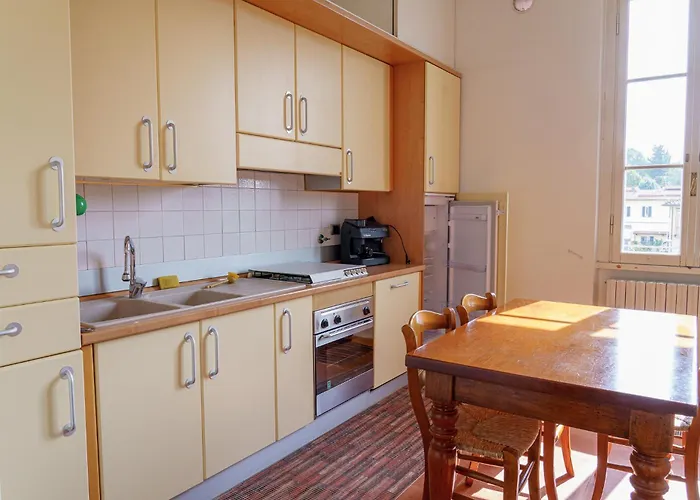 Spacious And Pleasant 2-br *