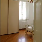 Spacious And Pleasant 2-br