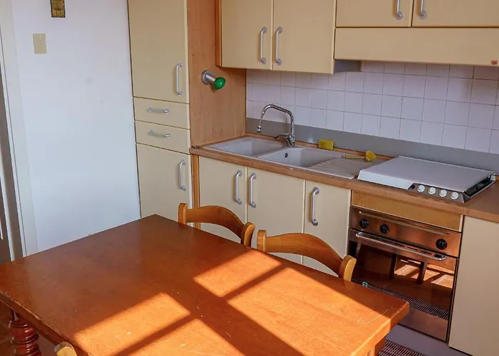 Spacious And Pleasant 2-br