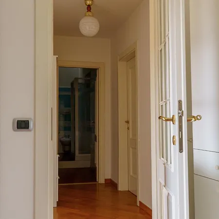 Spacious And Pleasant 2-br Apartment