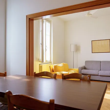 Apartment Spacious And Pleasant 2-br