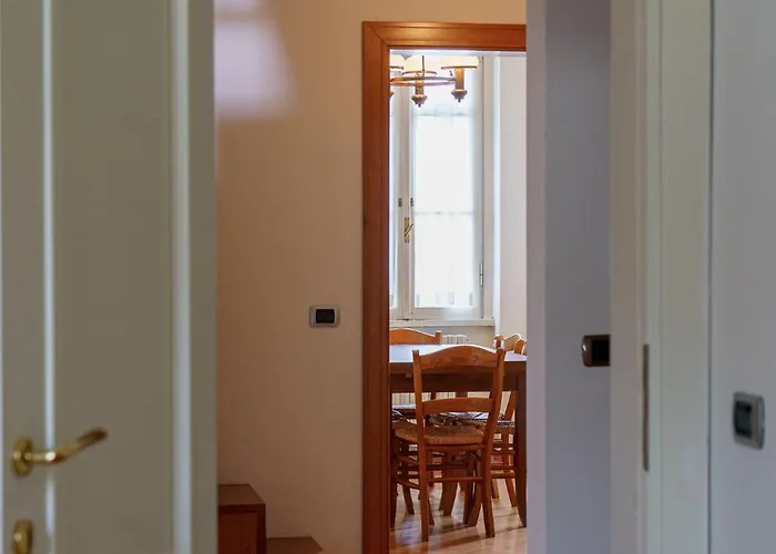 Spacious And Pleasant 2-br