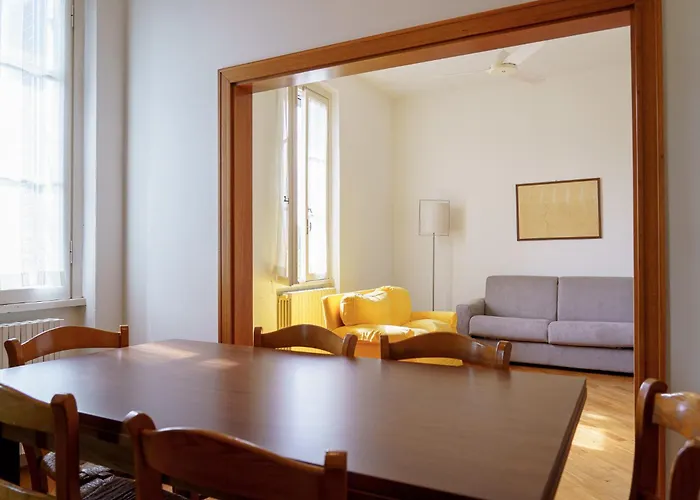Apartment Spacious And Pleasant 2-br